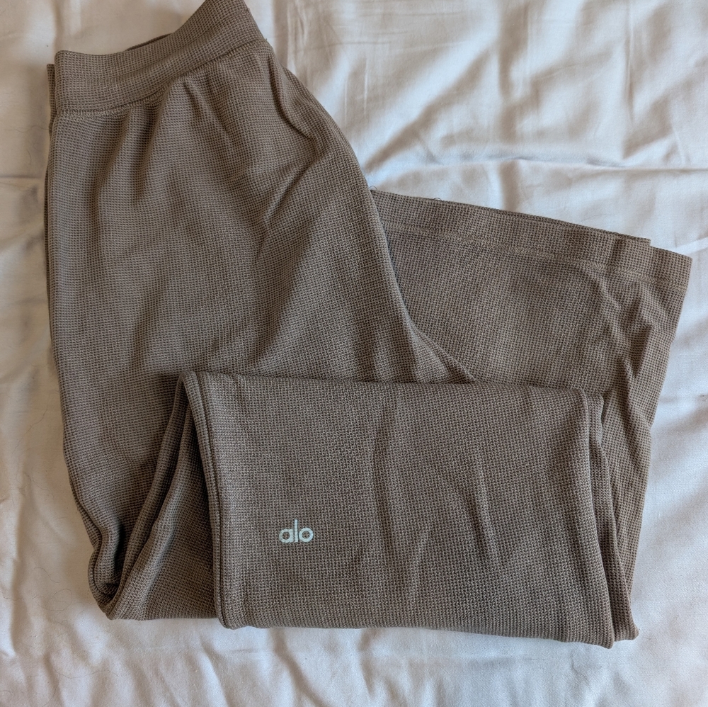 Alo Yoga Micro Waffle Pleasant Wide Leg